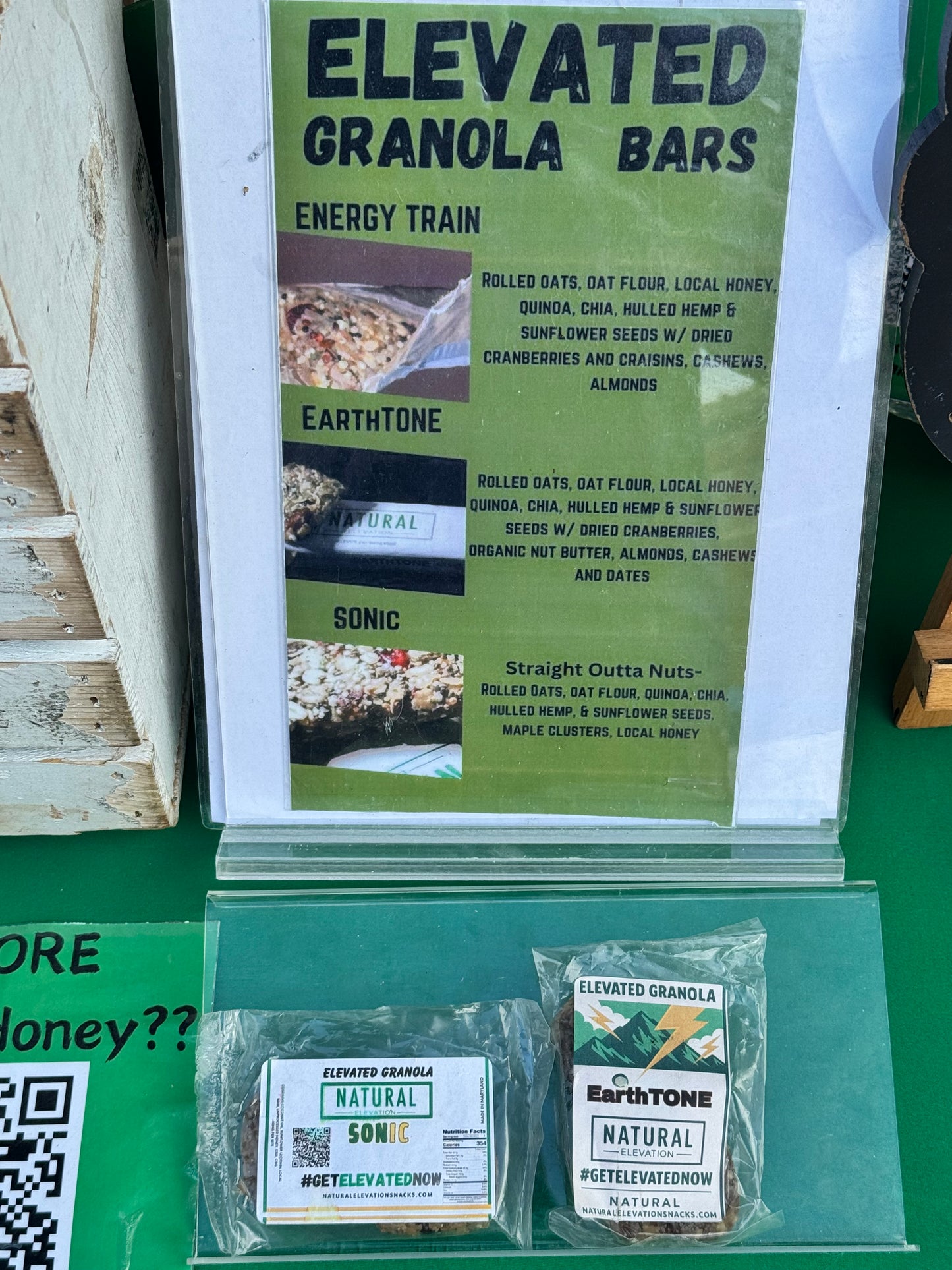 EARTHTONE Bar